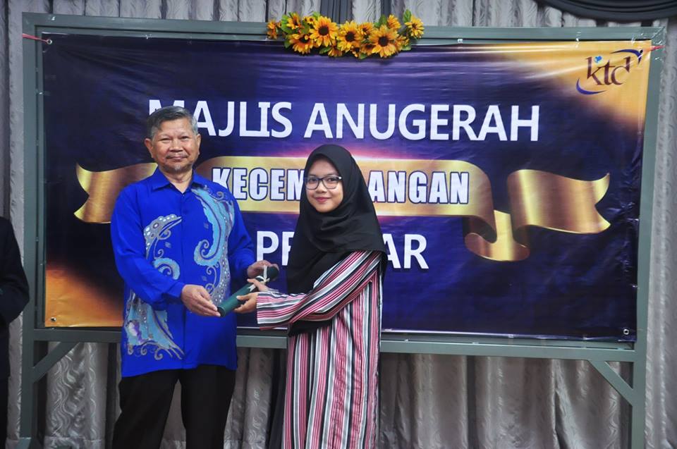 Program Majlis Anugerah Kecemerlangan Pelajar (MAKP) Sesi ...