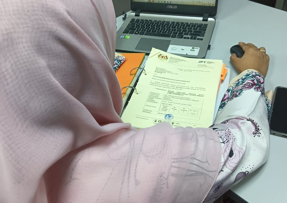 Pengisian Borang M Untuk Pindaan Struktur Dan Tempoh Pengajian Bagi Program Kerjasama Universiti Teknologi Malaysia (UTM)